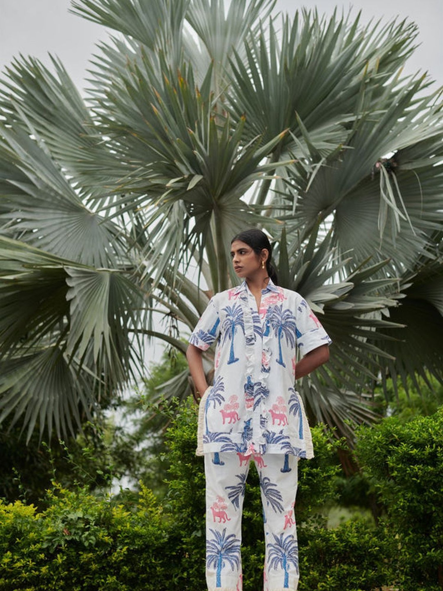 Khajoor Studio White & Blue Sundaze Khajoor Pink Panther Shirt Shirt & Pant Co-ord Set