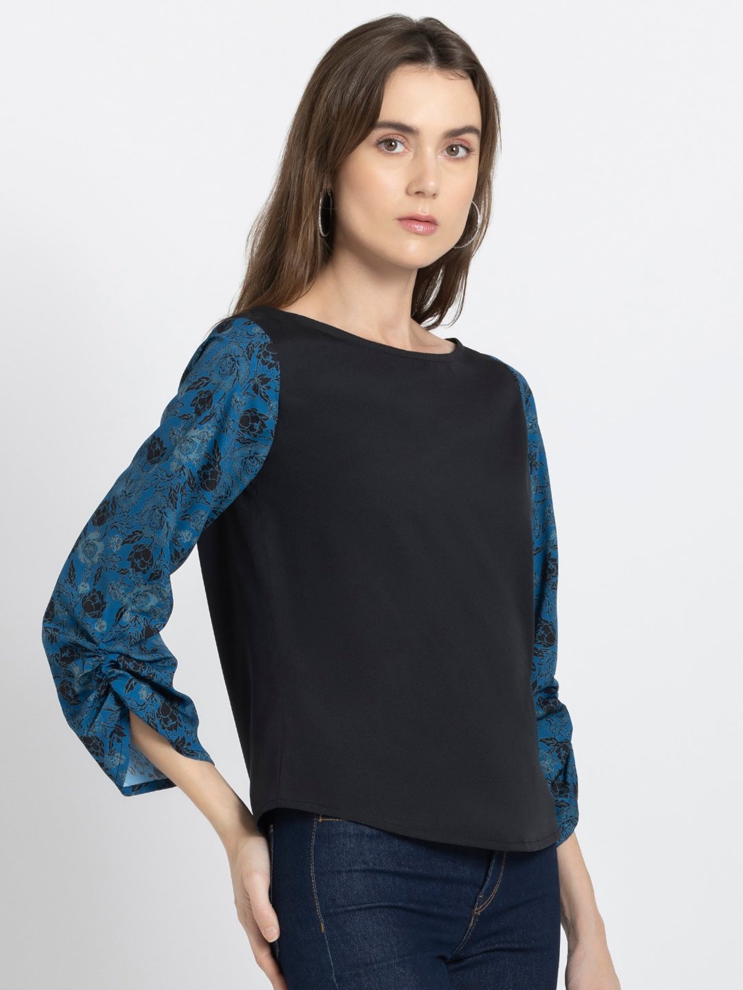 SHAYE Black Regular Fit Top