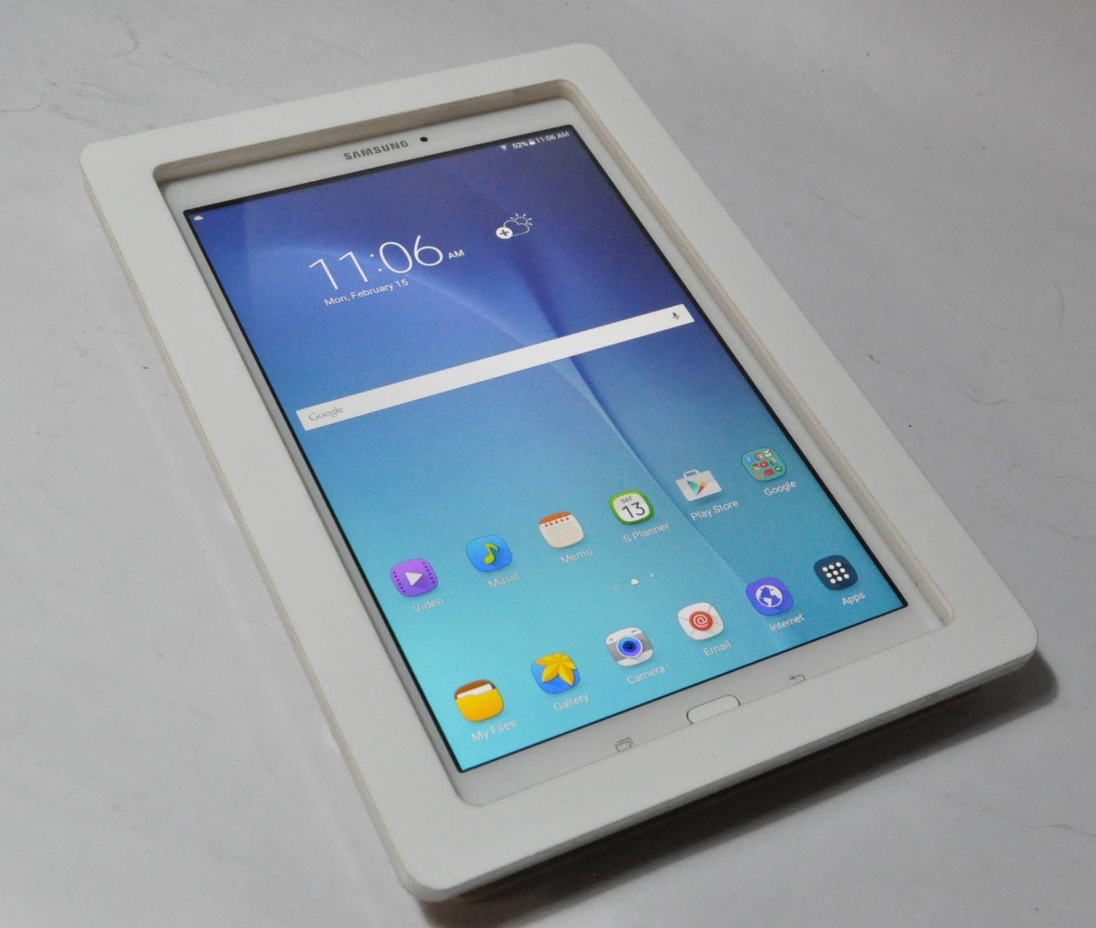 Samsung Galaxy TAB A 9.7 Security Anti-Theft Acrylic Enclosure with Wall Mounting Kit for Kiosk, POS, Show, Store Display