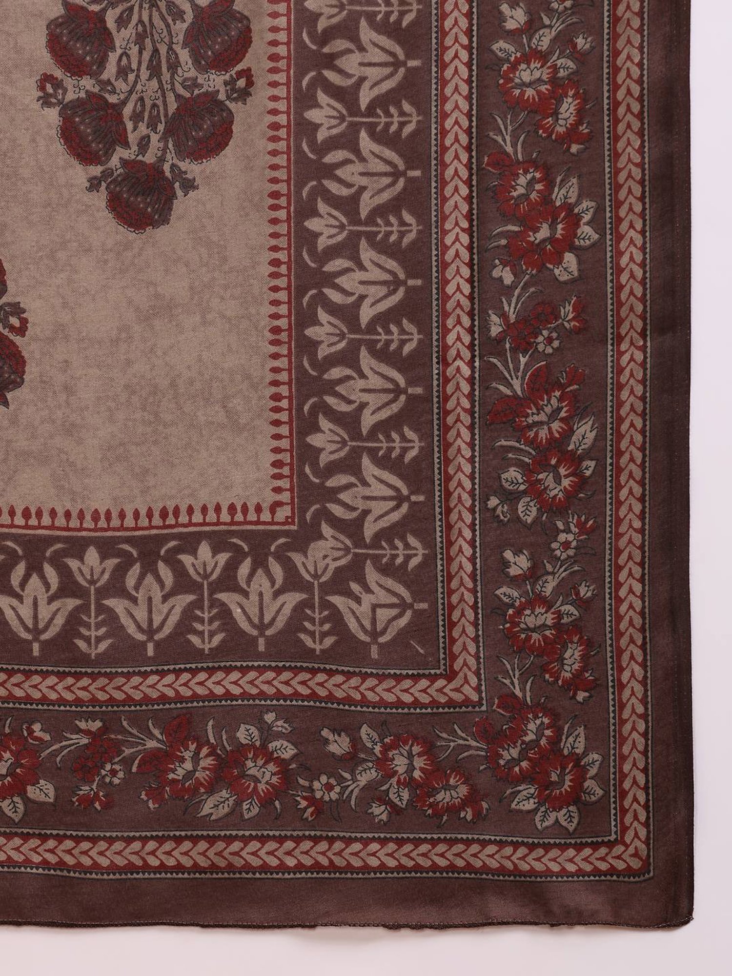 Vaamsi Brown & Grey Printed Kurta With Pant & Dupatta