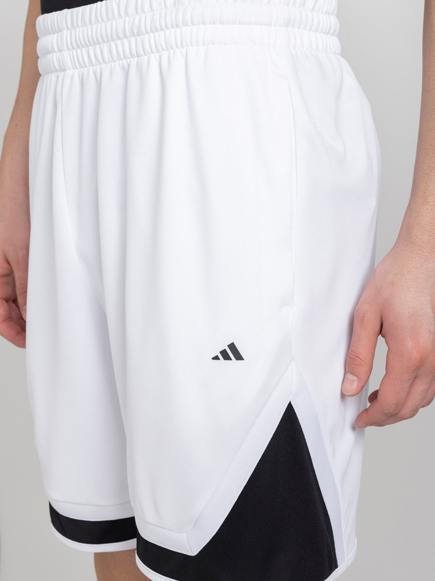 Reebok Black Regular Fit Sports Shorts
