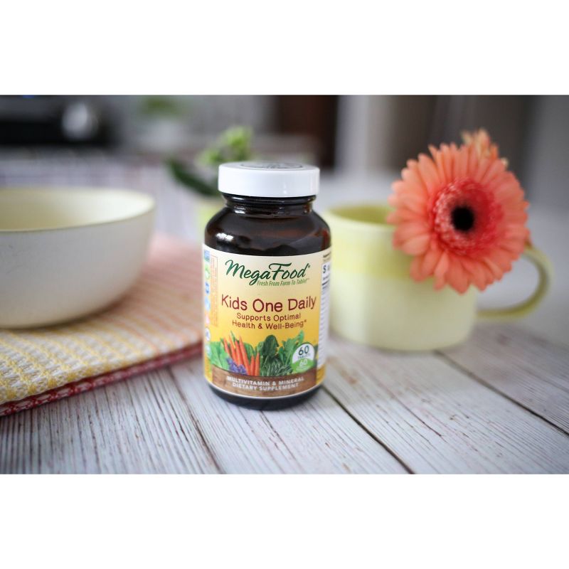 Vitafusion Organic Men's Multivitamin Gummies - Fresh Strawberry - 90ct