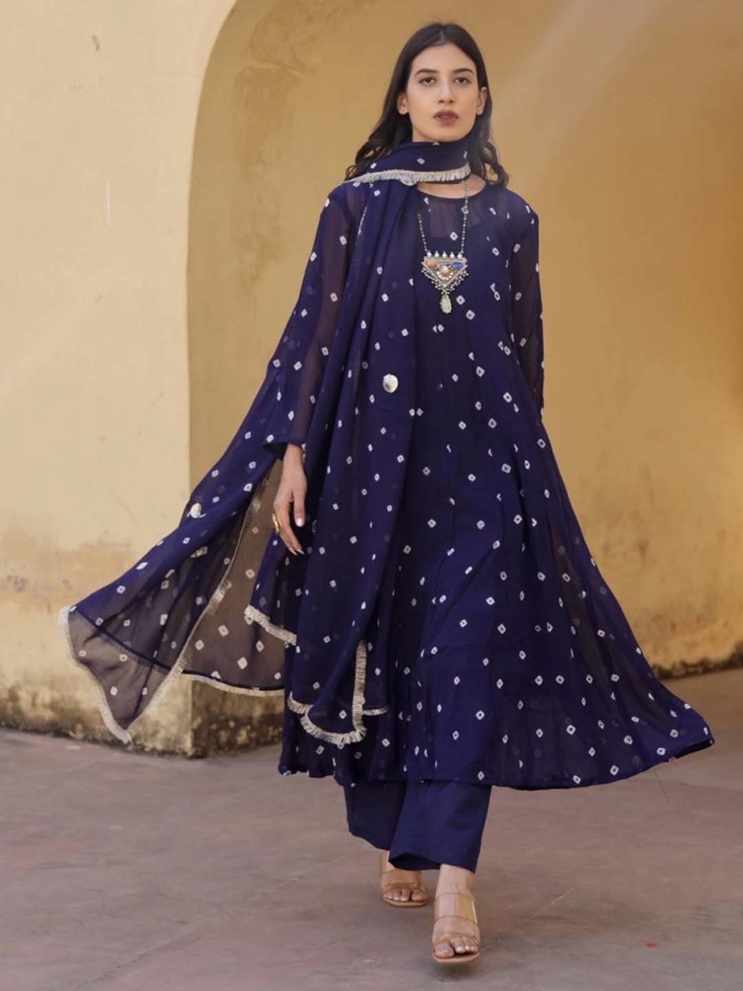 Asrumo Blue Tie And Dye Bhandhej Anarkali