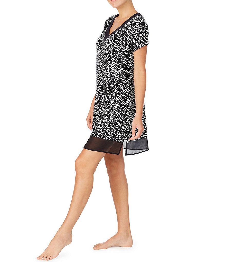 Donna Karan Geometric Print Jersey Knit V-Neck Short Sleeve Sleepshirt