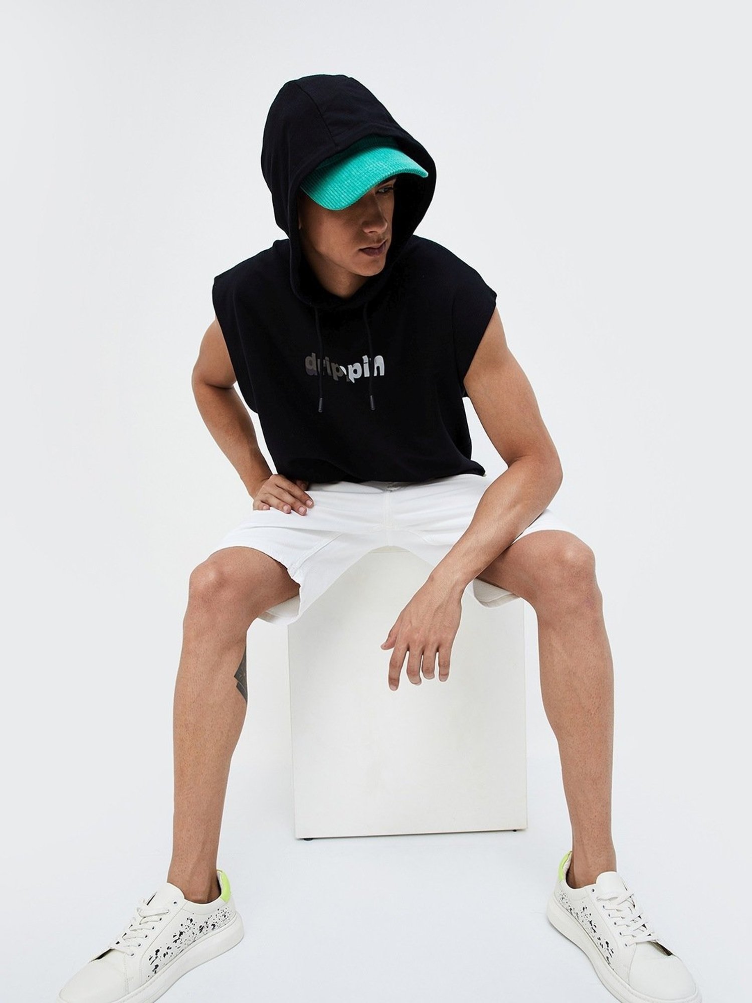 Forca Black Regular Fit Printed Sweatshirt