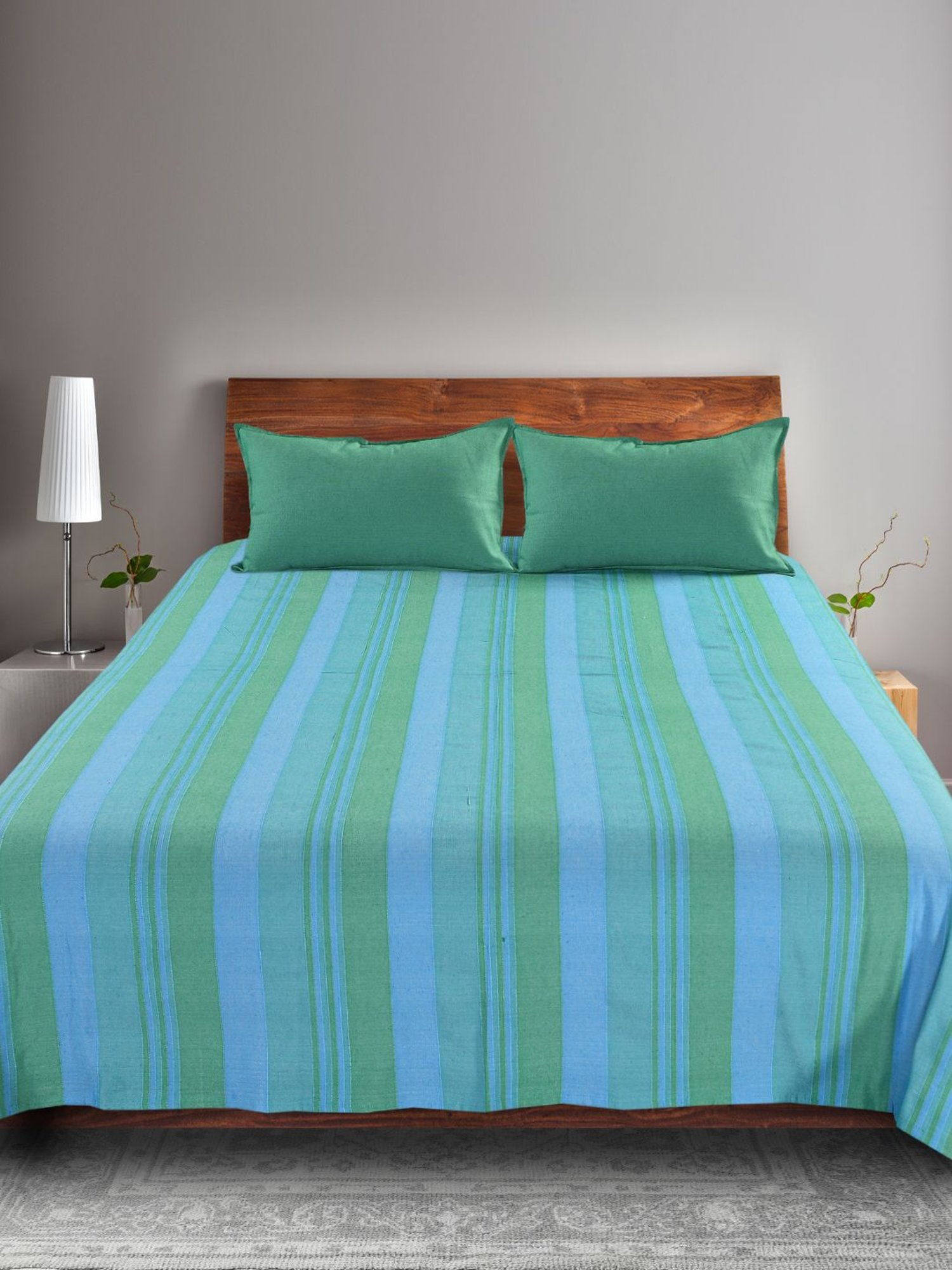 Saral Home Abstract Green 155 TC Cotton King Sized Bed Sheet with 2 Pillow Covers