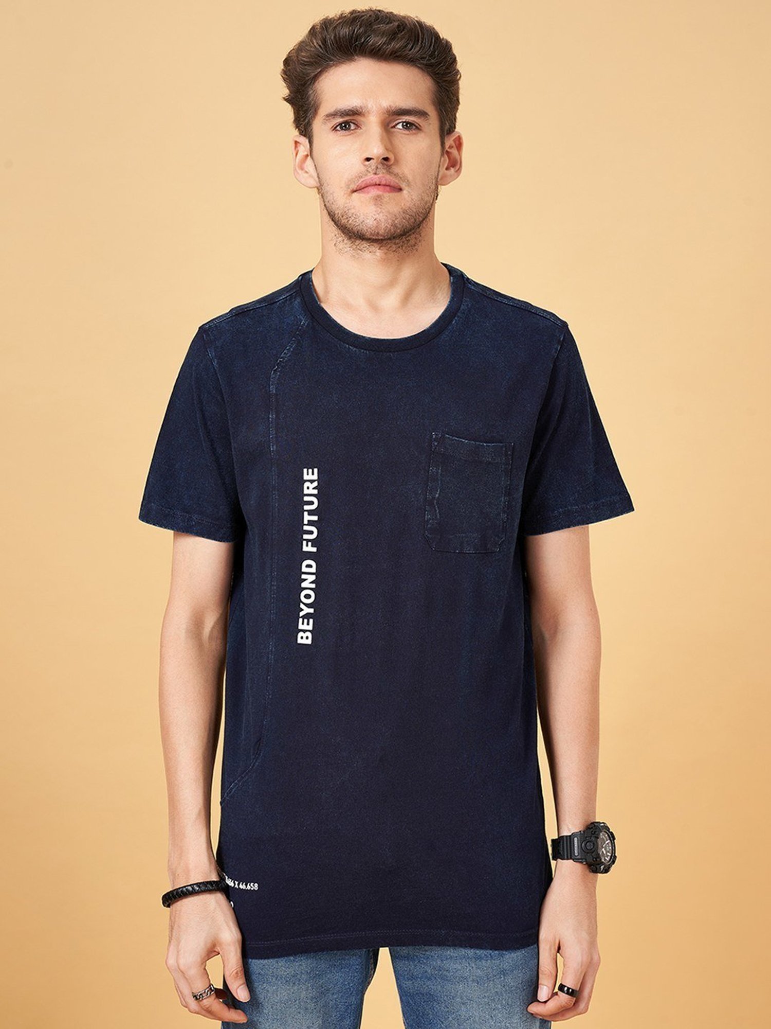 SF Jeans by Pantaloons Mood Indigo Cotton Regular Fit Printed T-Shirt