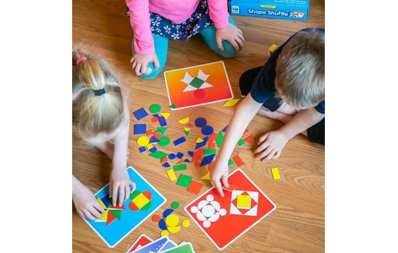 The Learning Journey Match It! Shape Shuffle 105 pcs