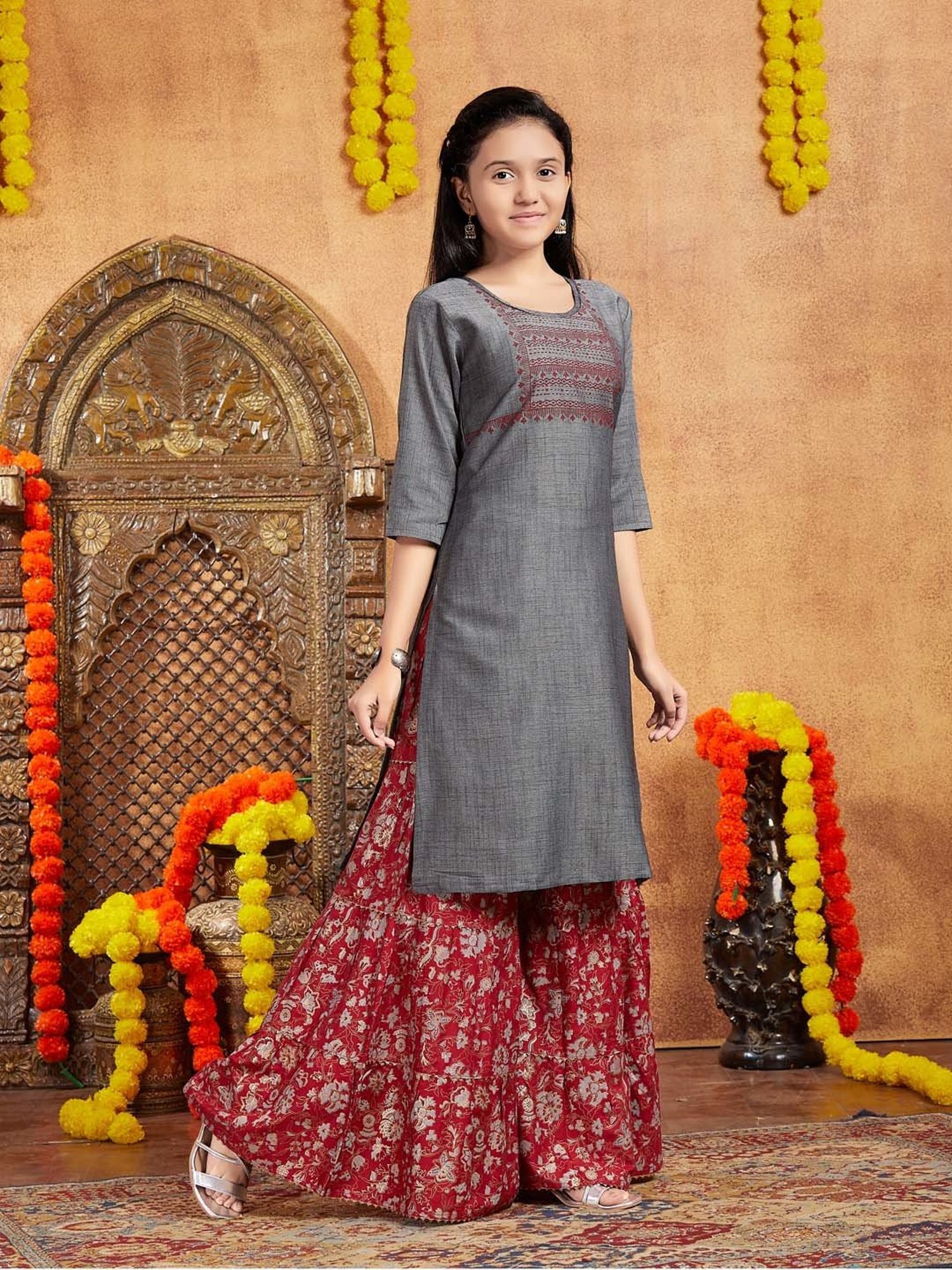 Aarika Kids Grey Cotton Printed Kurti