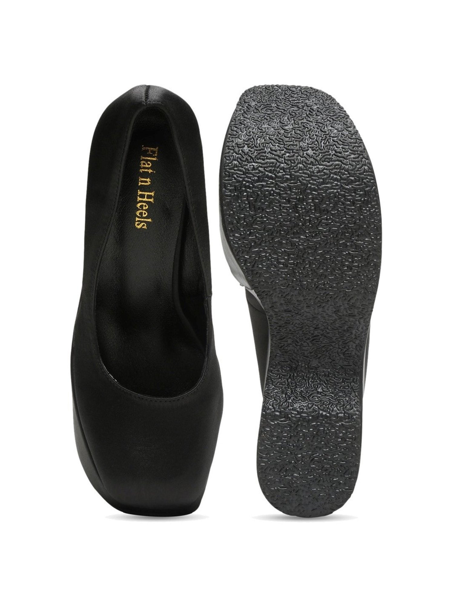 Flat N Heels Women's Black Wedge Pumps