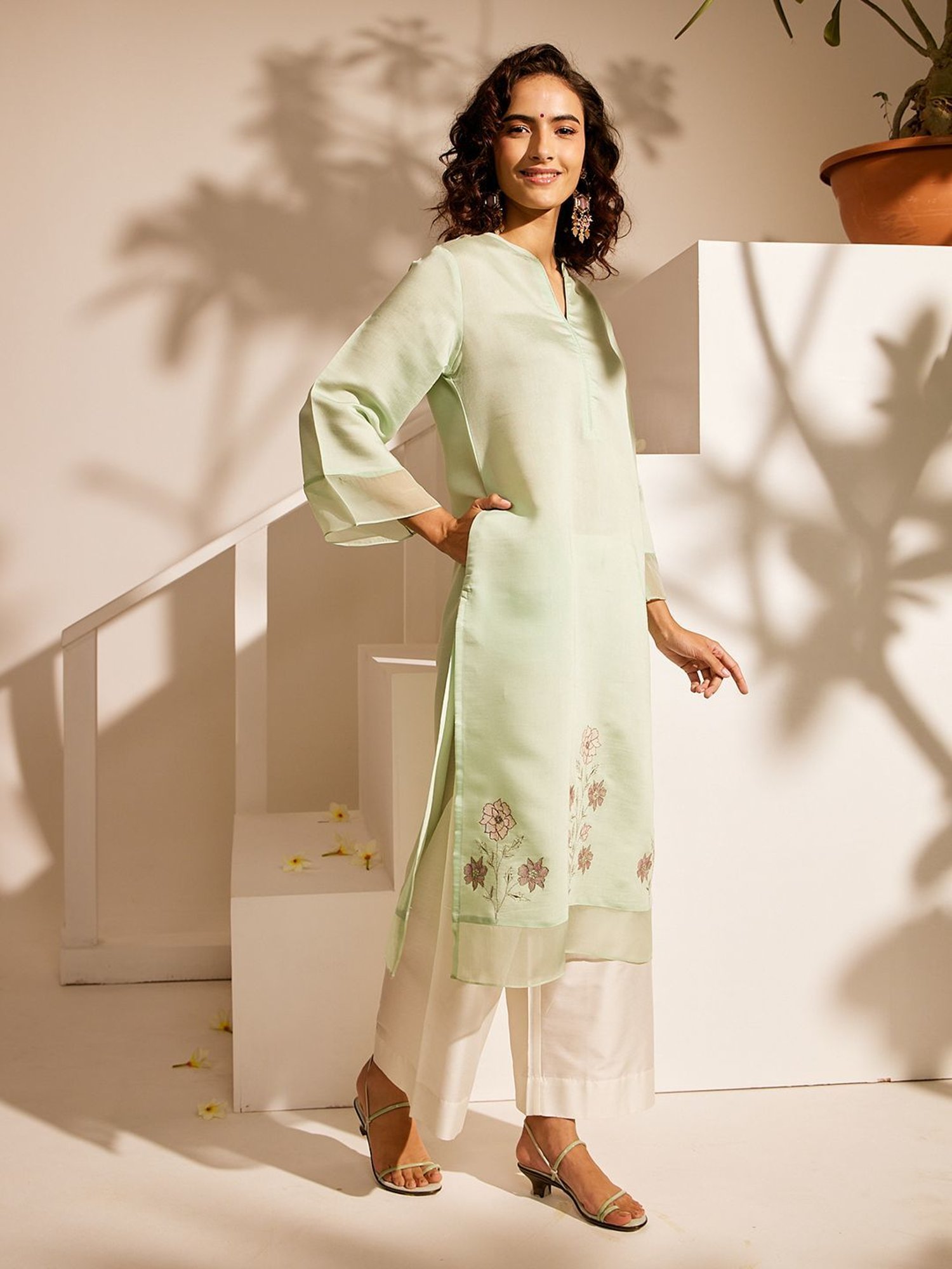 Daali Green Malai Silk Mandarin Collar 3/4 Sleeves Blooming Mood Kurta with Two Pockets