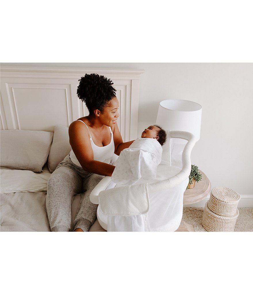 HALO&reg; Bassinest Swivel Sleeper Premiere Series - Pebble