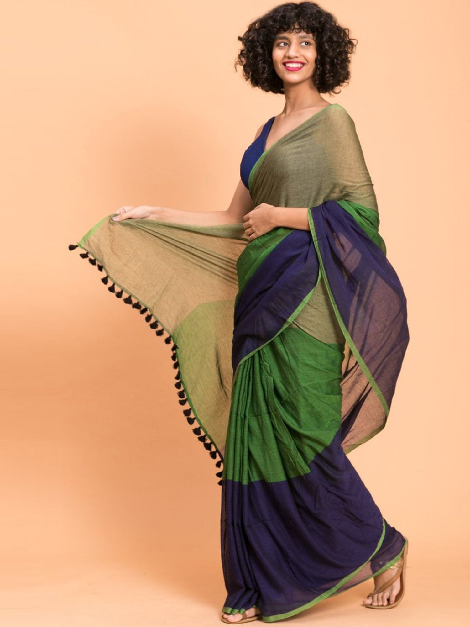 Suta Blue & Green Cotton Saree Without Blouse