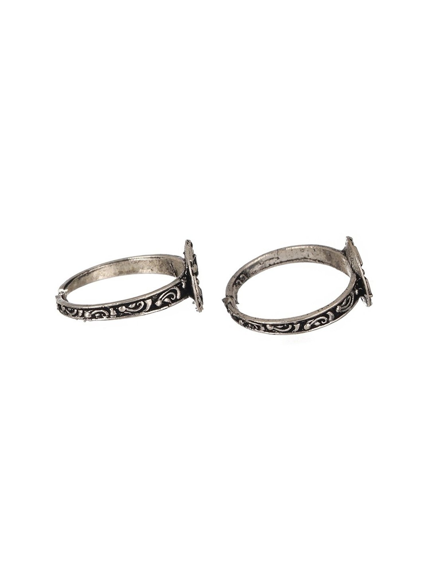 Priyaasi Pair of Floral Design Oxidized Silver Adjustable Toe Rings