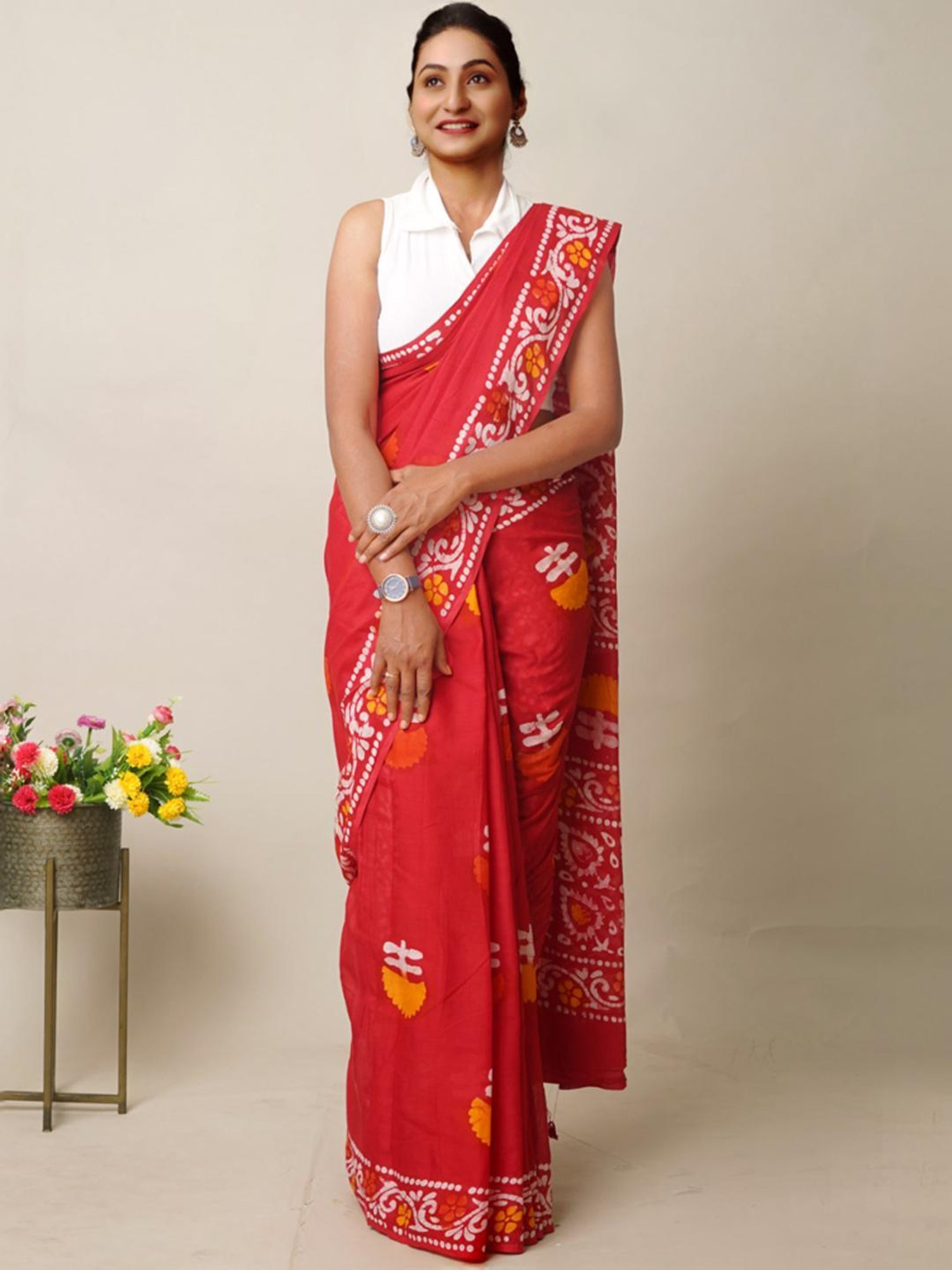 Unnati Silks Red Cotton Printed Saree With Unstitched Blouse
