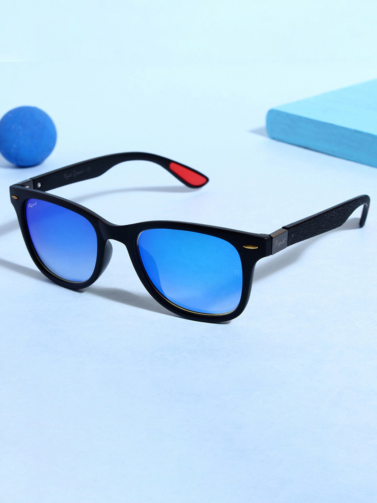 Resist Eyewear Aqua Blue Wayfarer UV Protection Unisex Sunglasses