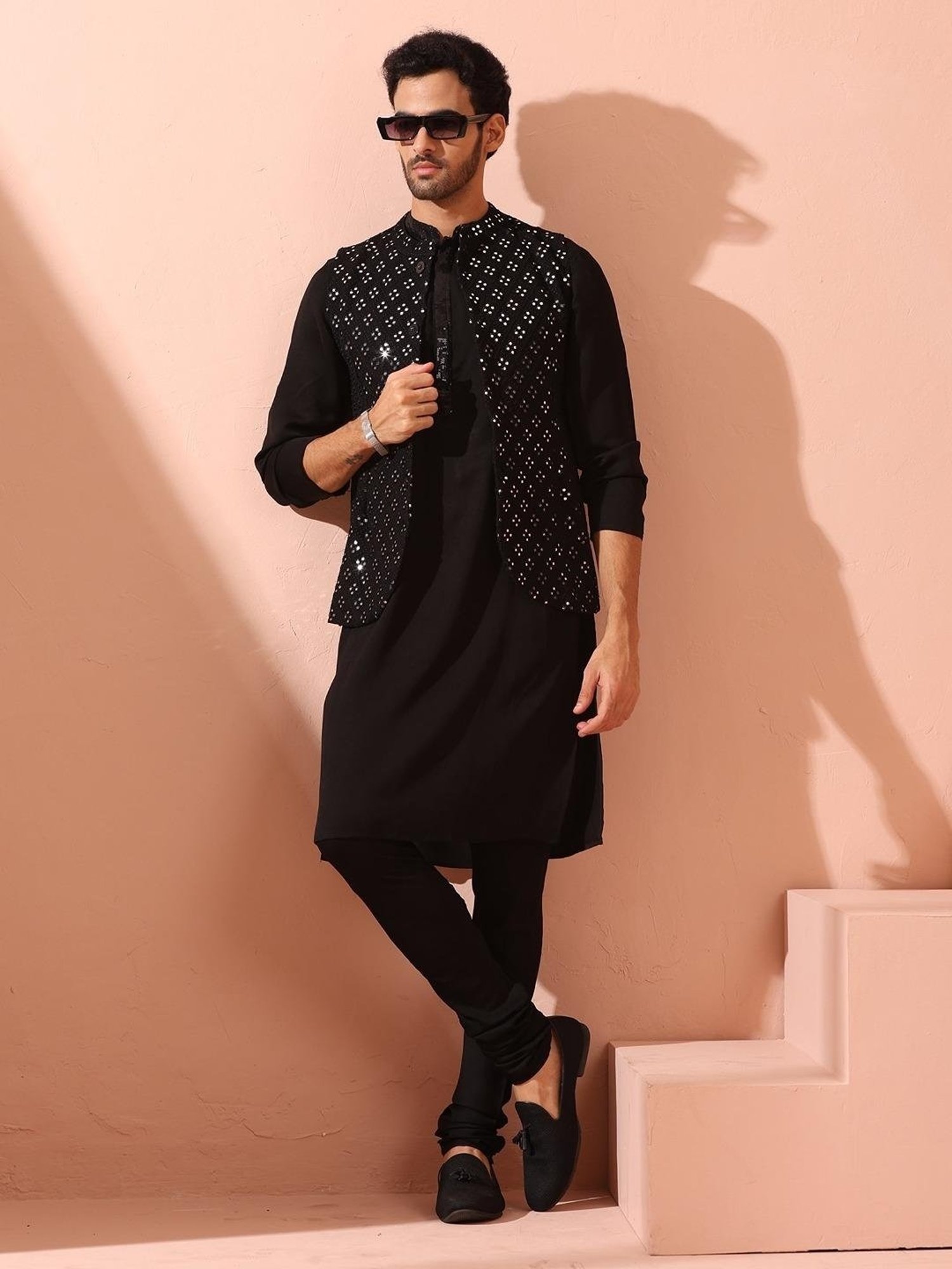 Swtantra Black Regular Fit Embellished Nehru Jacket