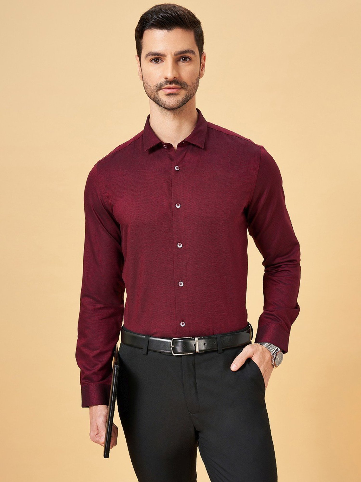 Peregrine by Pantaloons Wine Cotton Slim Fit Texture Shirt