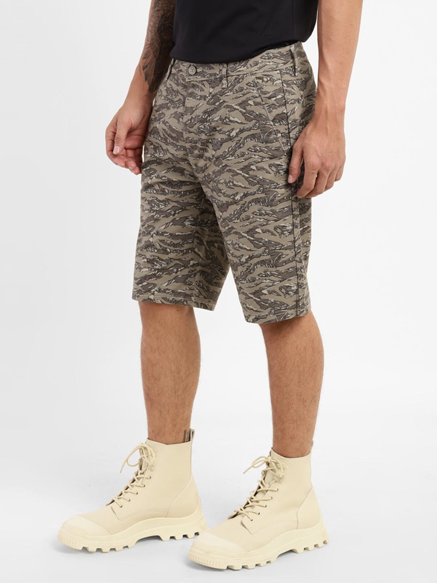 Levi's Khaki Cotton Slim Fit Printed Shorts