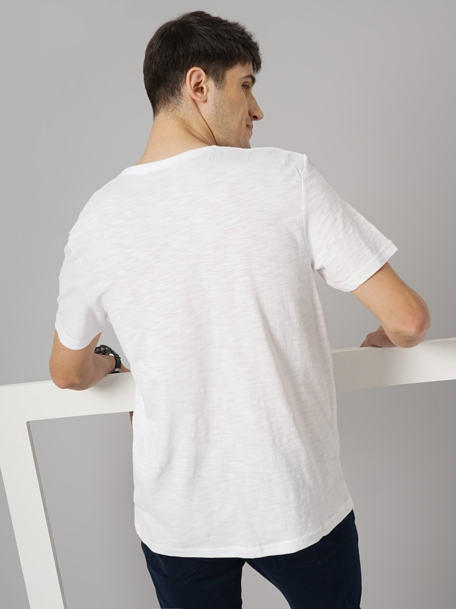 Celio White Cotton Regular Fit Henley T-Shirt