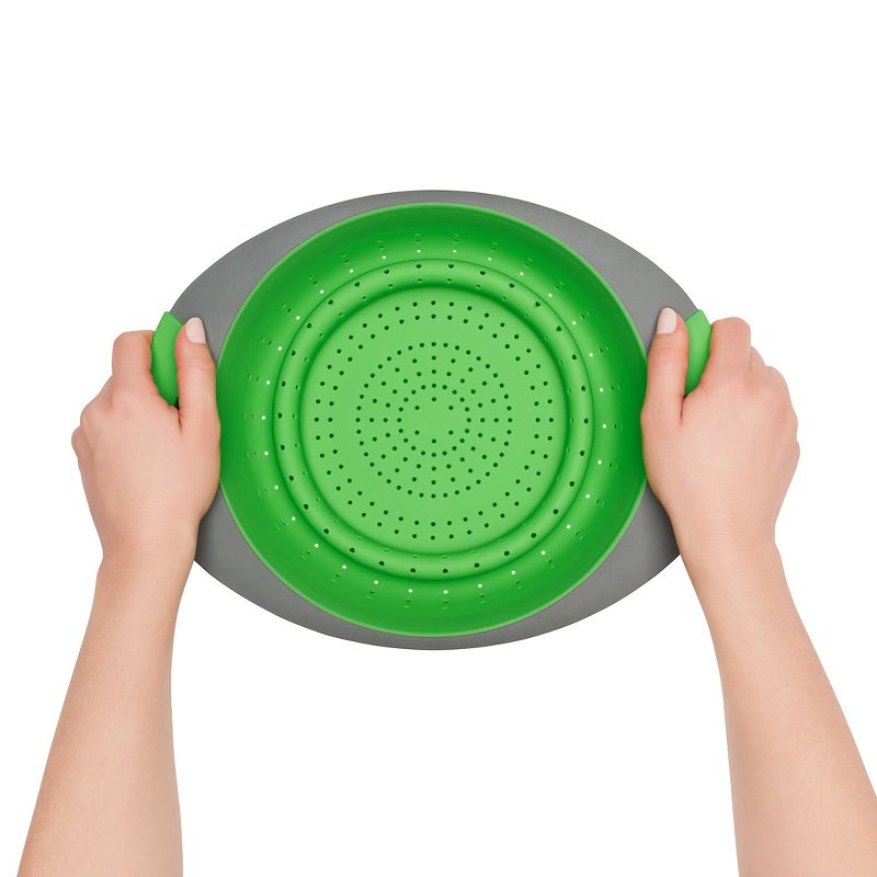 OXO 3.5qt Colander with Handle Green