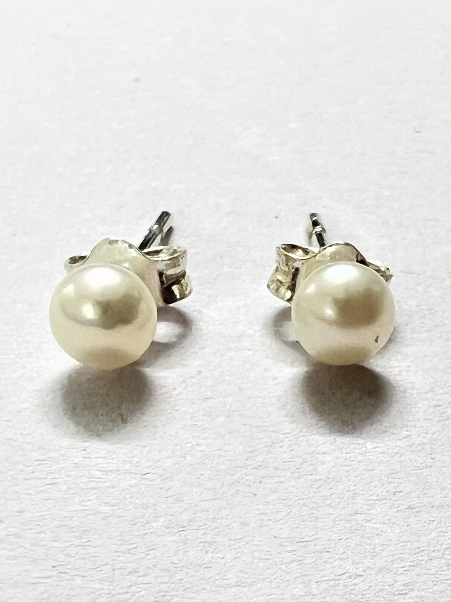 Arte Jewels 925 Sterling Silver Pearl Stud Earrings for Women Girls & Kids