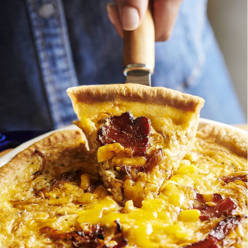 Tillamook Medium Cheddar Shredded Cheese - 8oz