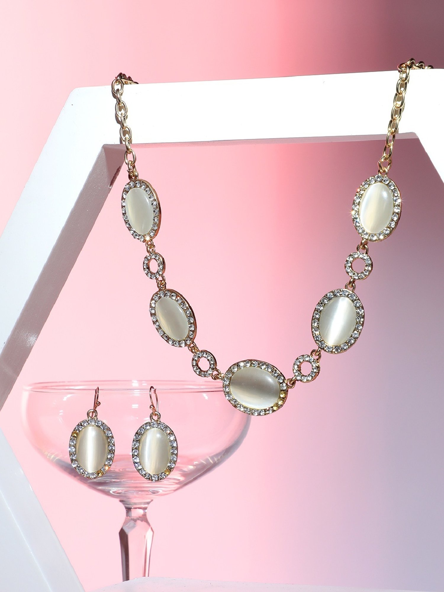 Sohi Gold Plated Designer Stone Party Necklace and Earring Set For Women