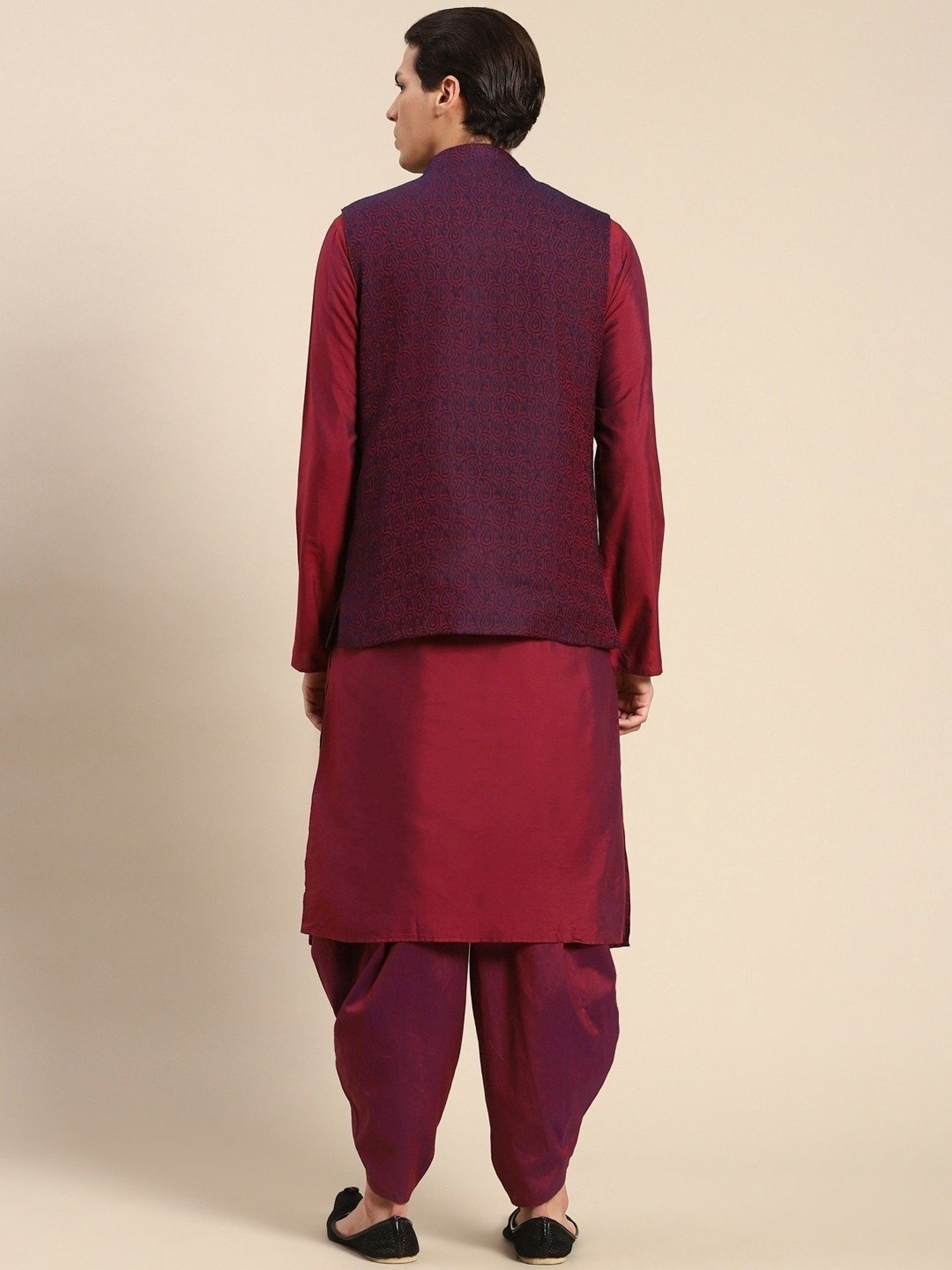KISAH Maroon Regular Fit Printed Kurta Set With Jacket