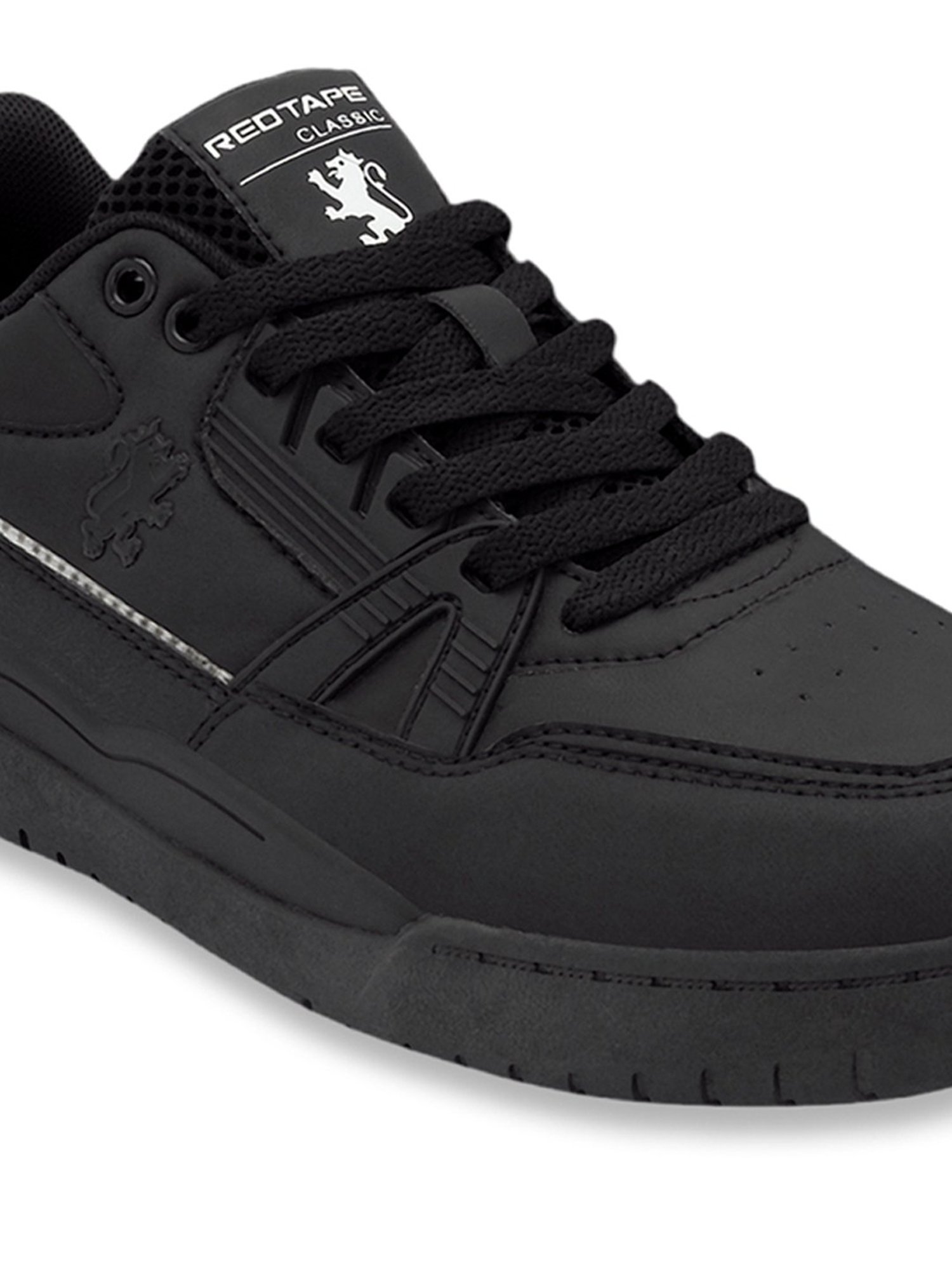Red Tape Men's Black Casual Sneakers
