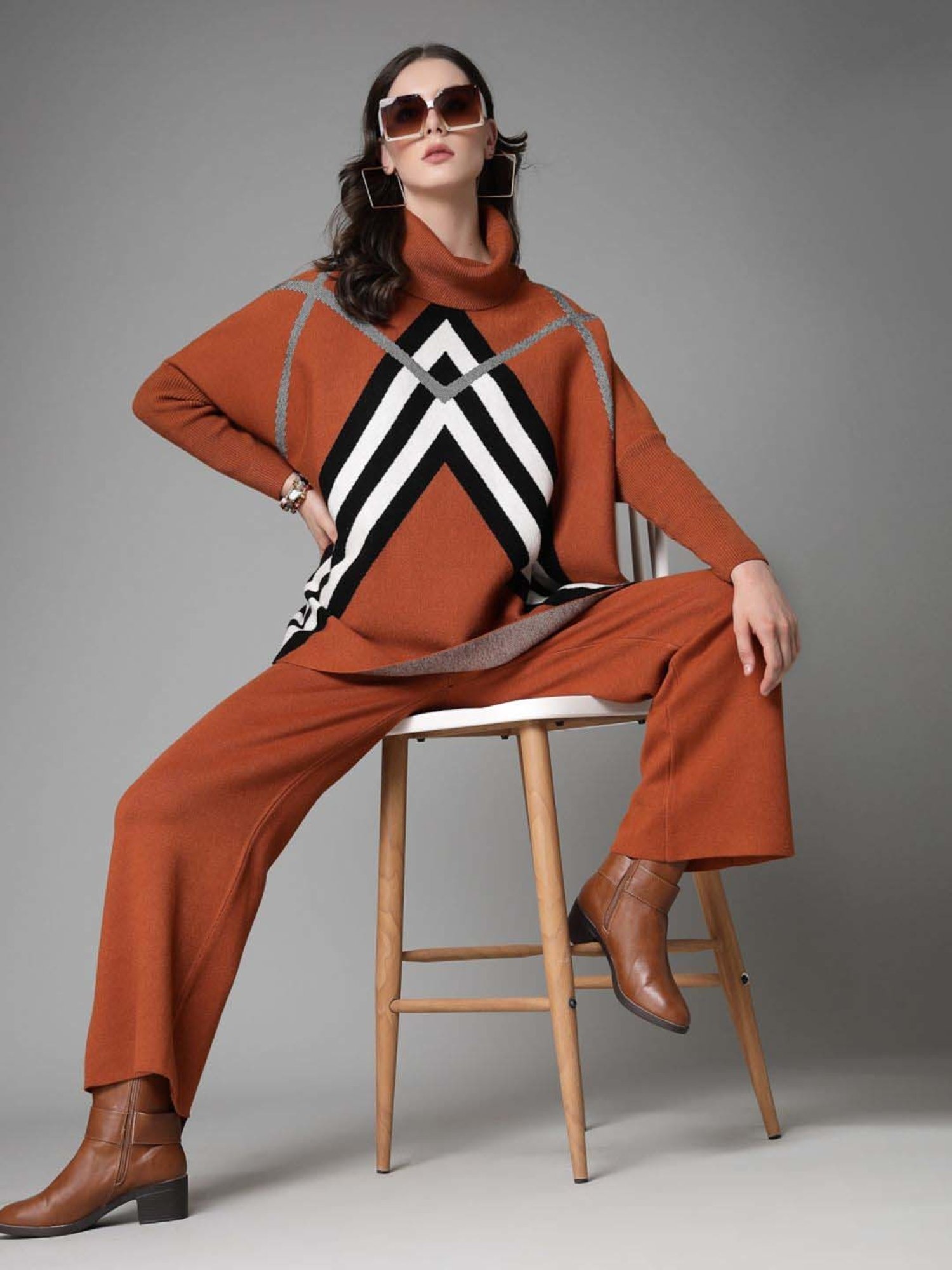 Mafadeny Brown Printed Top Pants Set