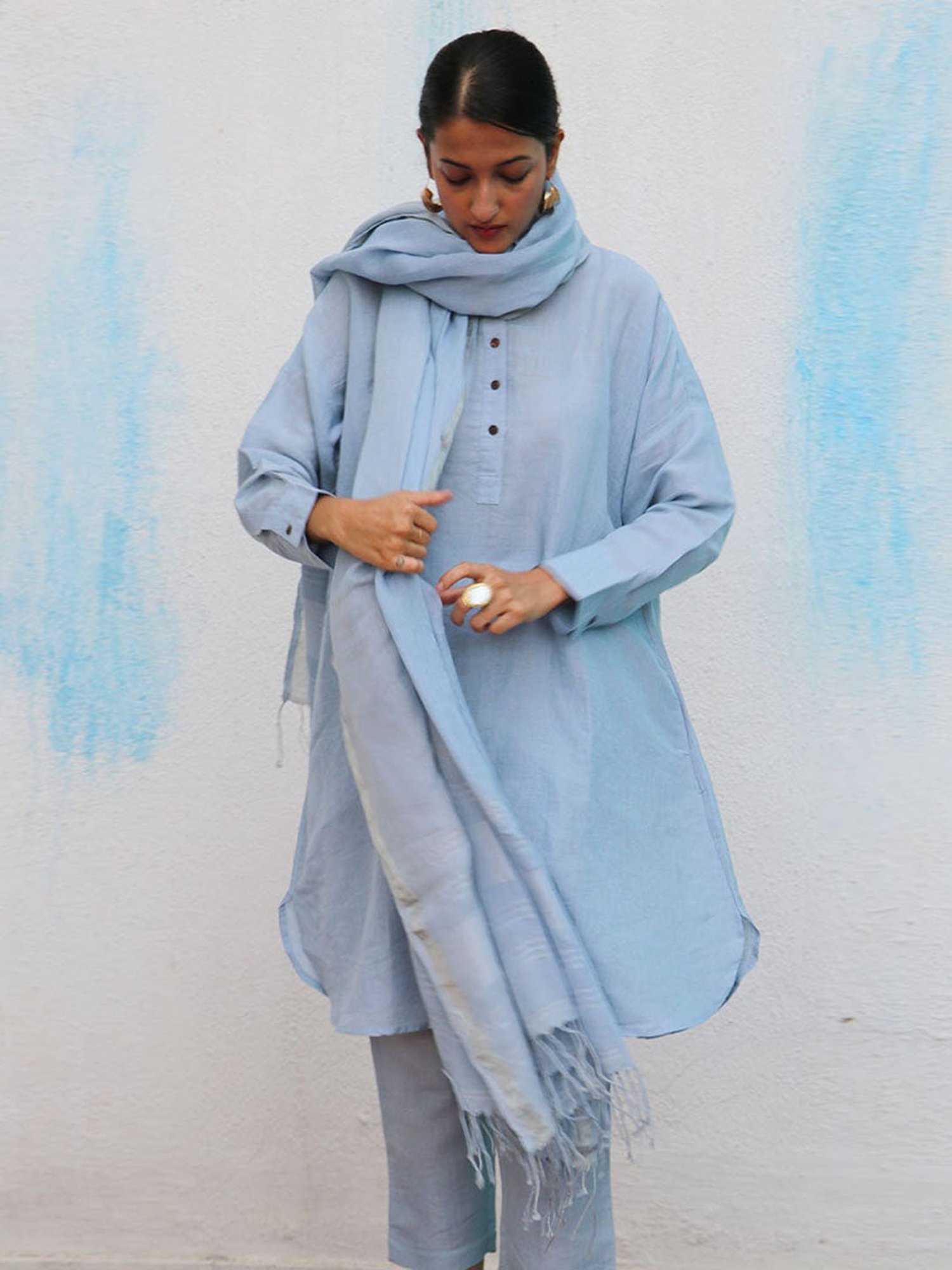 Chidiyaa Blue Breathe Melrose Handwoven Linen Dupatta