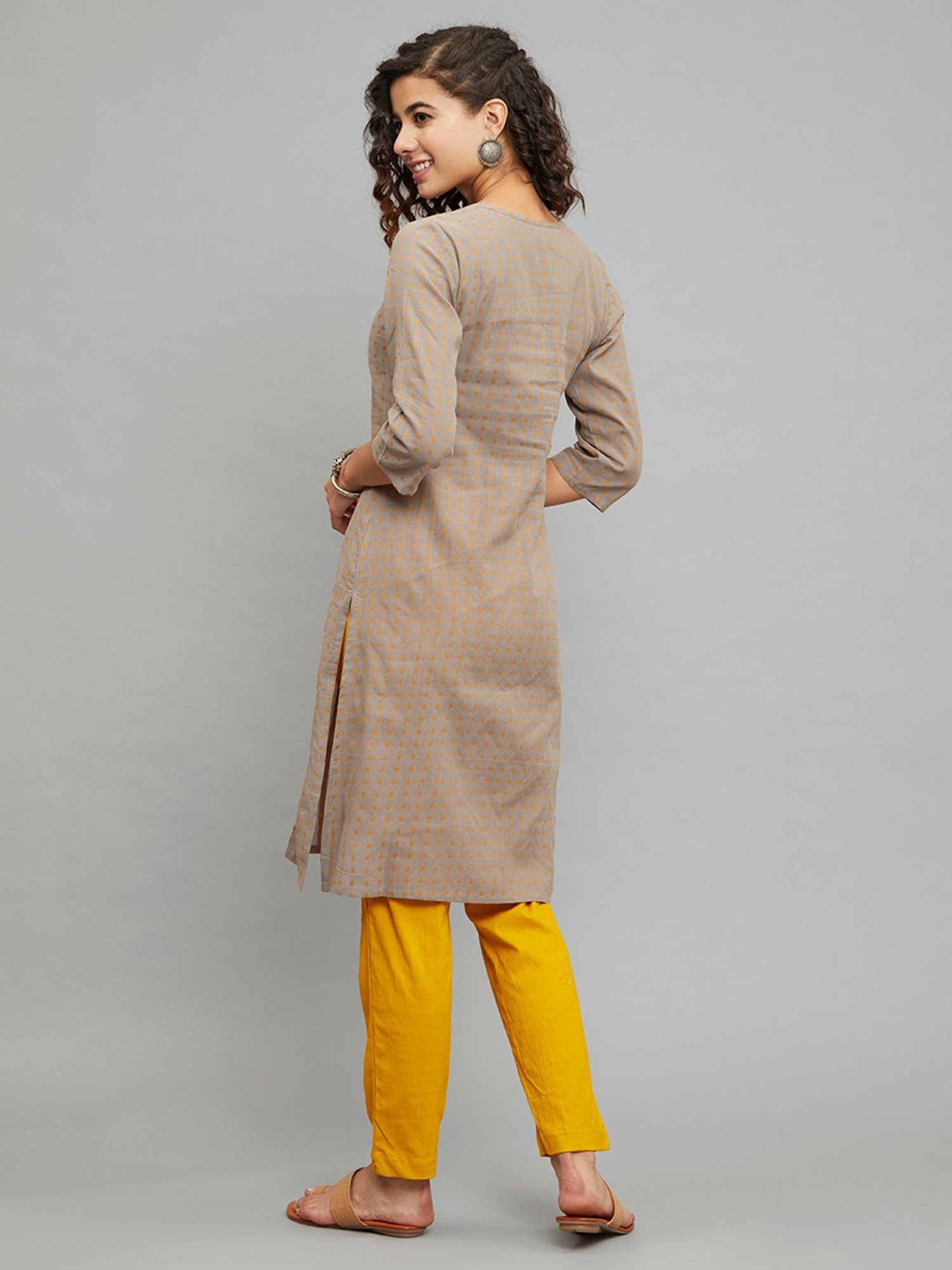 paislei Light Grey Printed Straight Kurta