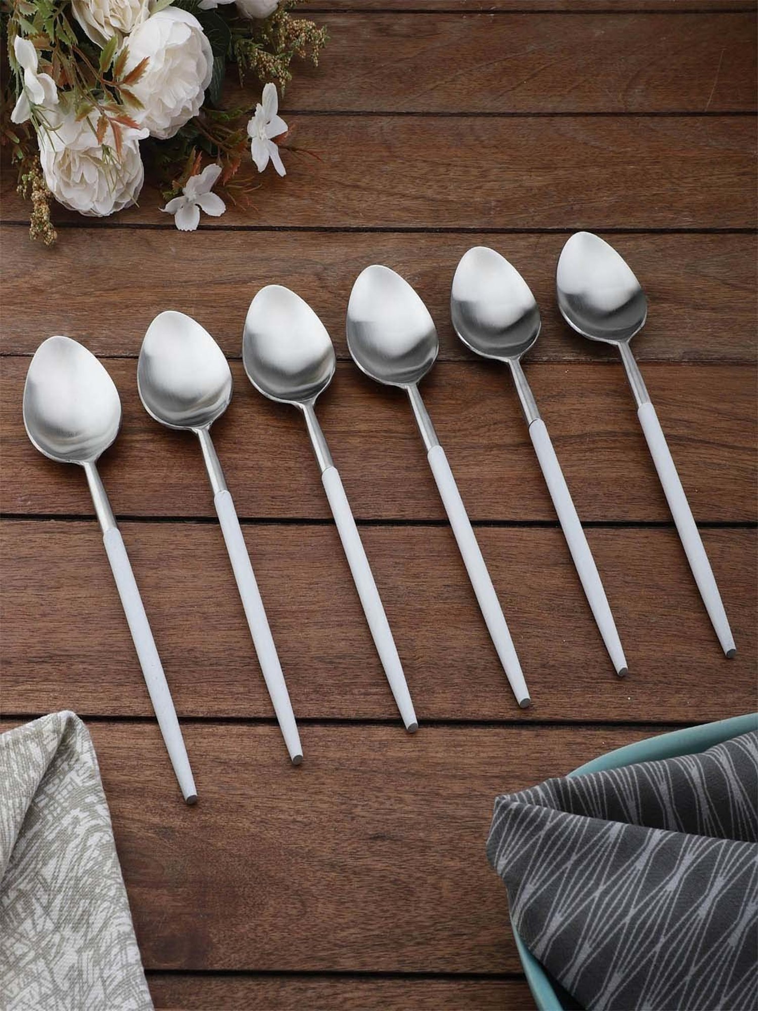 VarEesha Radiant Silver & White Stainless Steel Spoons - Set of 6