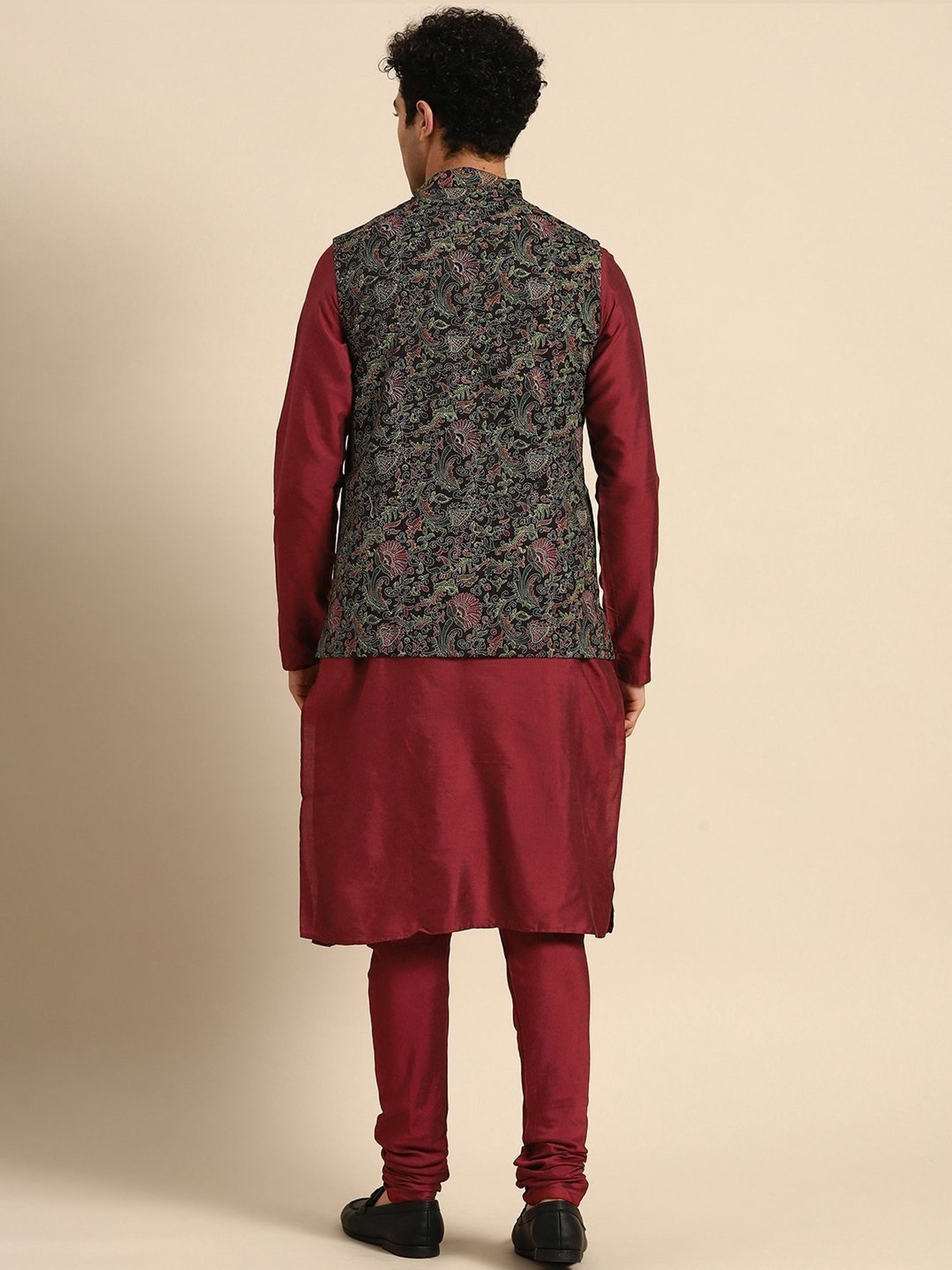 KISAH Multicolored Regular Fit Printed Kurta Set With Jacket