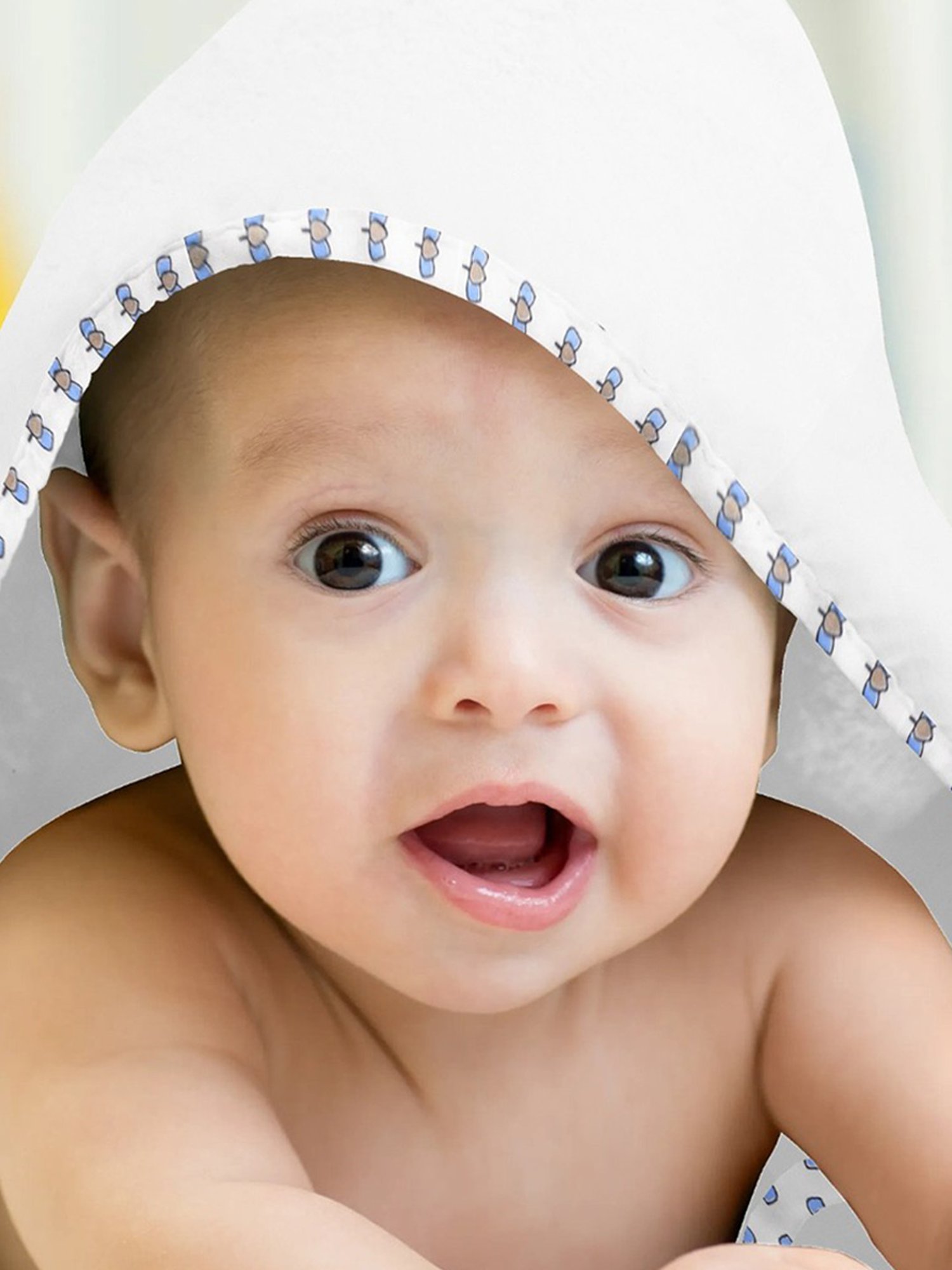 The Baby Atelier White Cotton Hooded Towel Set