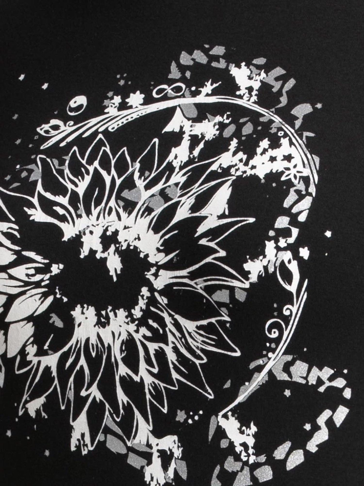 Jockey 1361 Women's Super Combed Cotton Regular Fit Printed Half Sleeve T-Shirt (Prints May Vary)