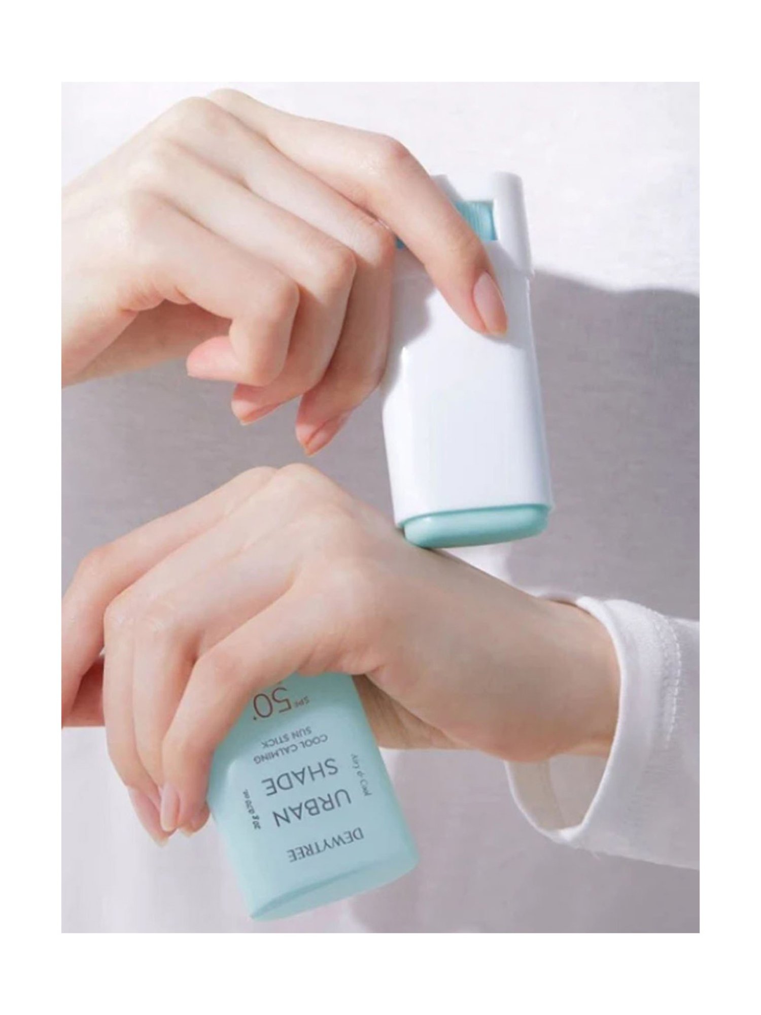 Dewytree Urban Shade Cool Calming Sun Stick SPF 50+ PA++++ - 20 gm